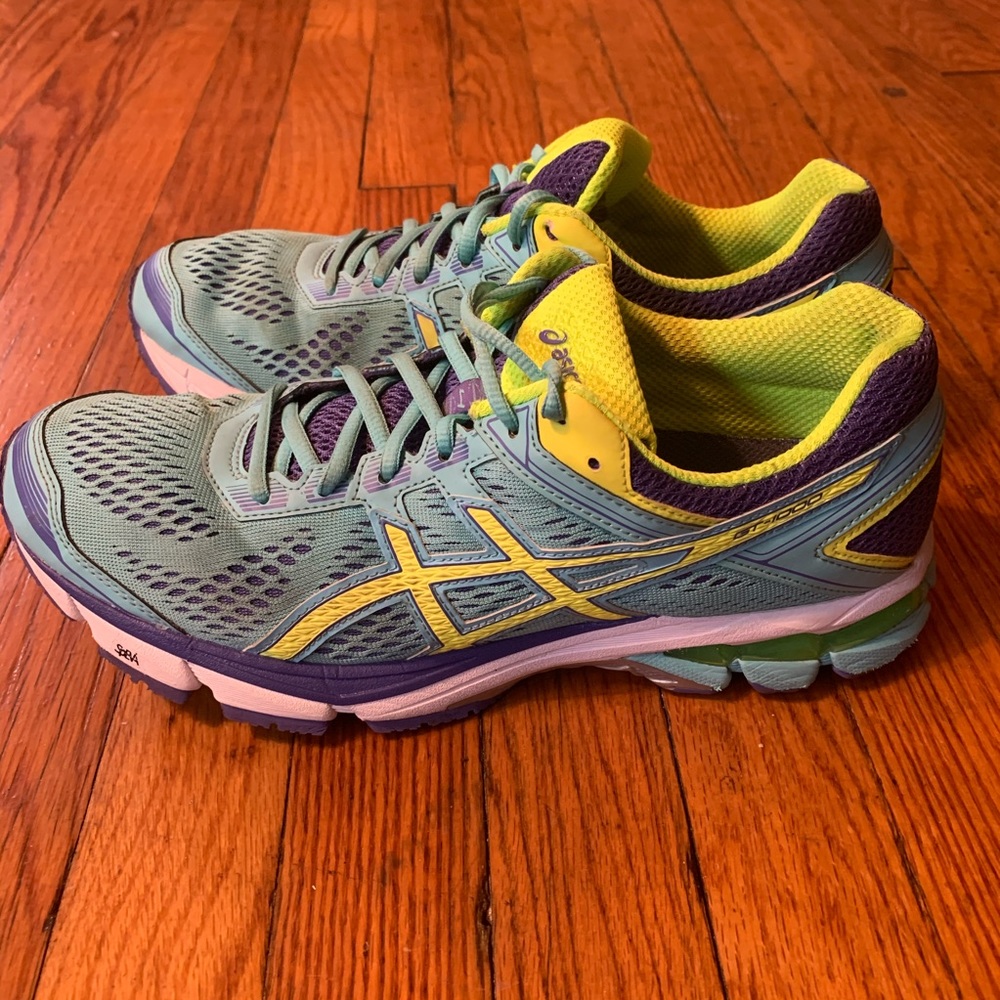 Women’s ASICS GT-1000 Running Shoe Size 11.5